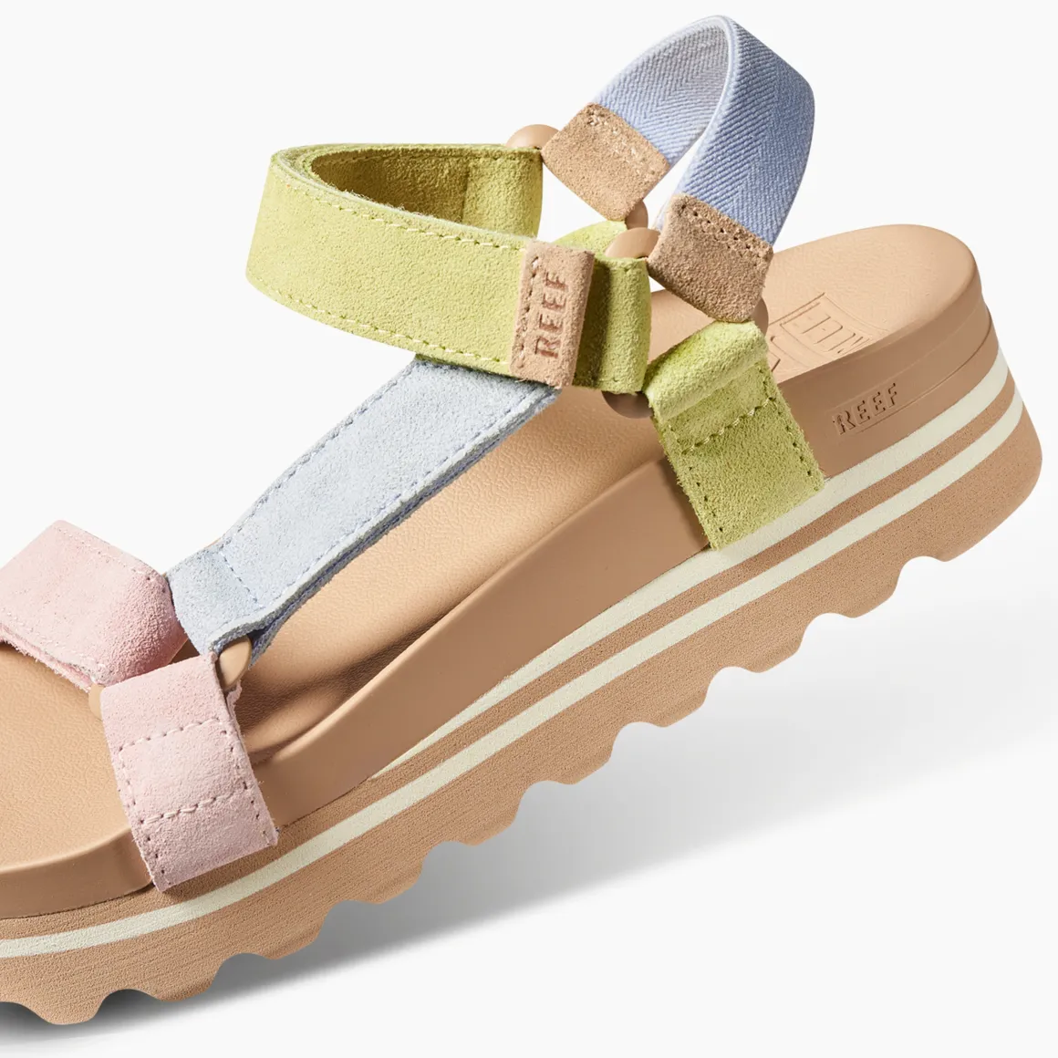REEF Cushion Rem Hi | Women Sandals