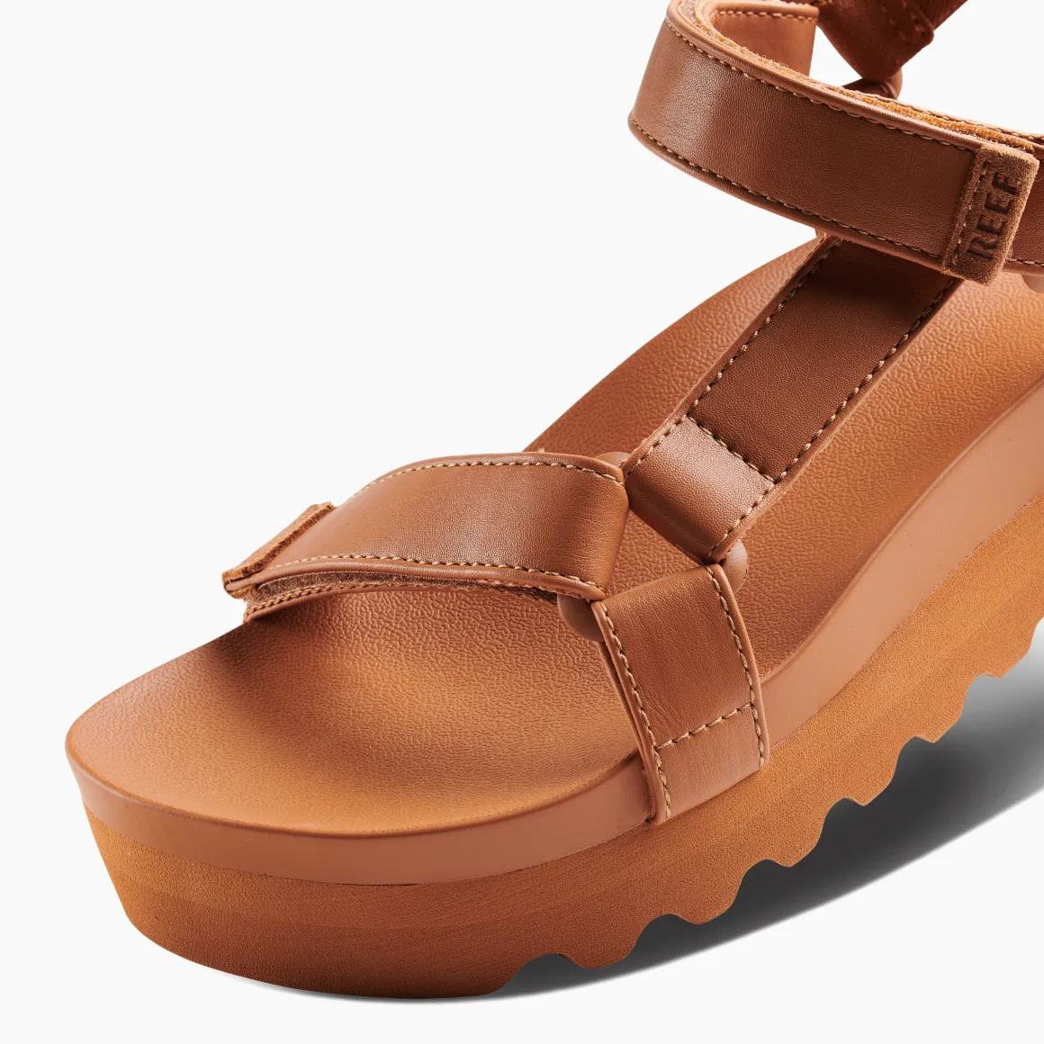 REEF Cushion Rem Hi | Women Sandals