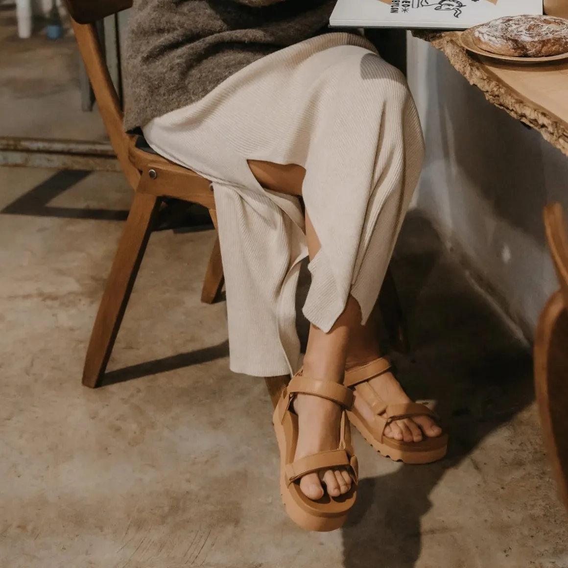 REEF Cushion Rem Hi | Women Sandals