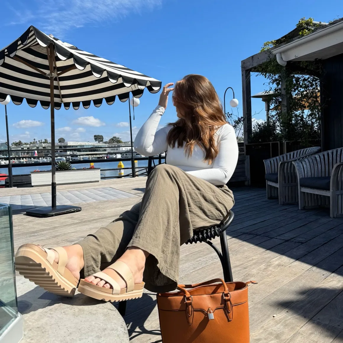 REEF Cushion Vista Hi | Women Slides | Sandals