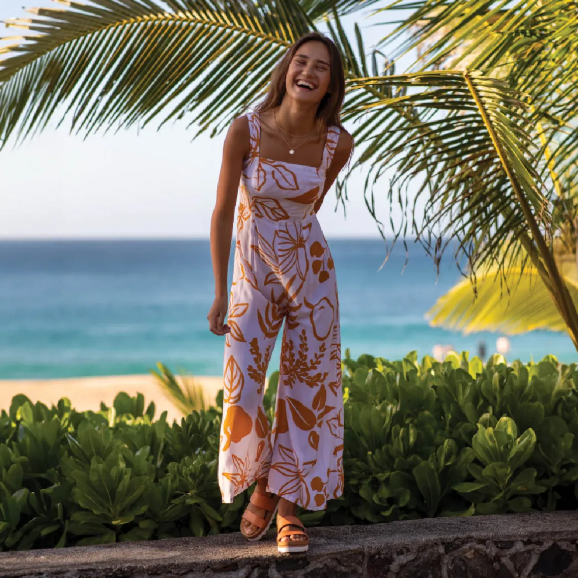 REEF Cushion Vista Hi | Women Sandals | Slides