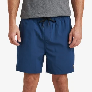 REEF Fields 17” Elastic Waist Walk Short | Shorts, Boardshorts & Pants