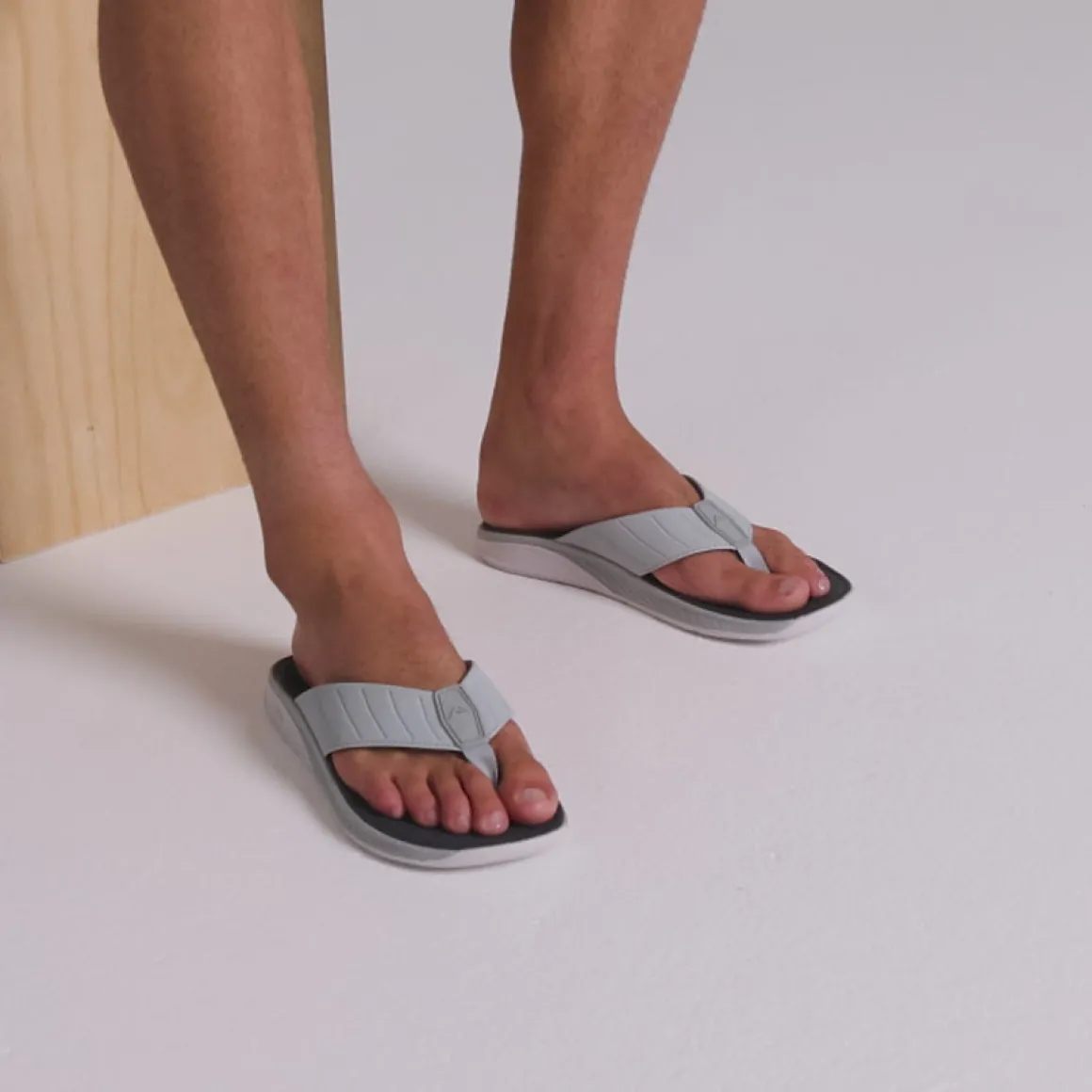 REEF The Deckhand | Flip Flops | Sandals